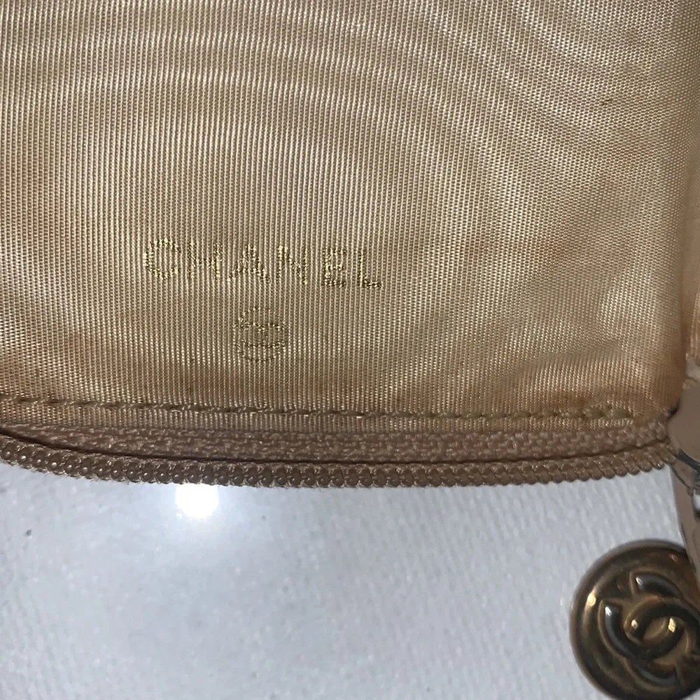 Chanel pochette cléf